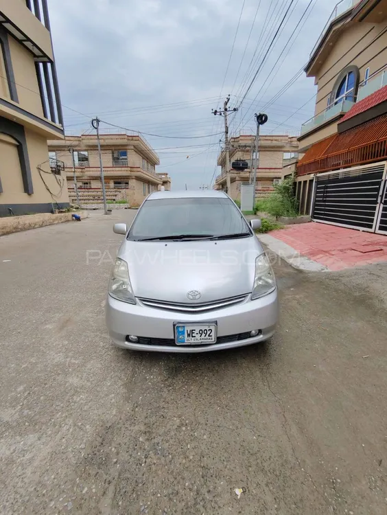 Toyota Prius 2007 for Sale in Islamabad Image-1