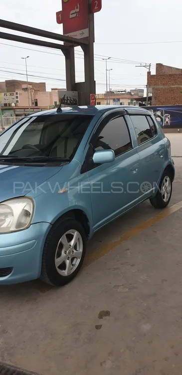Toyota Vitz 2002 for Sale in Multan Image-1
