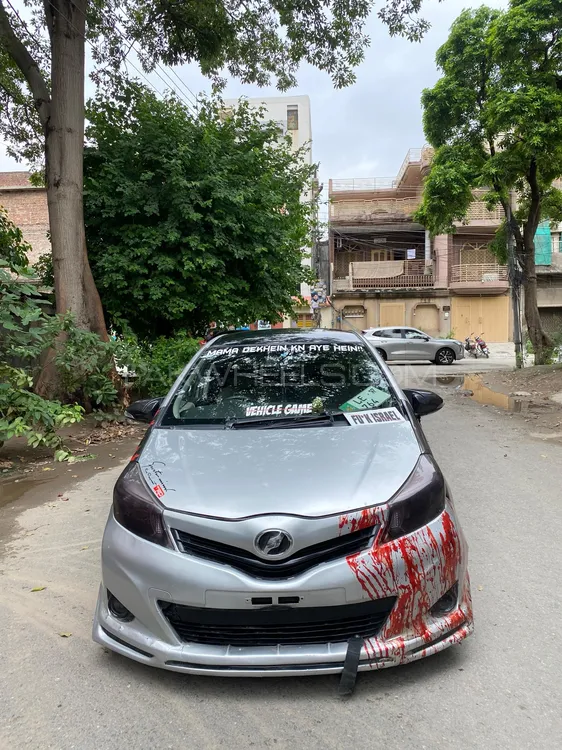 Toyota Vitz 2012 for Sale in Lahore Image-1
