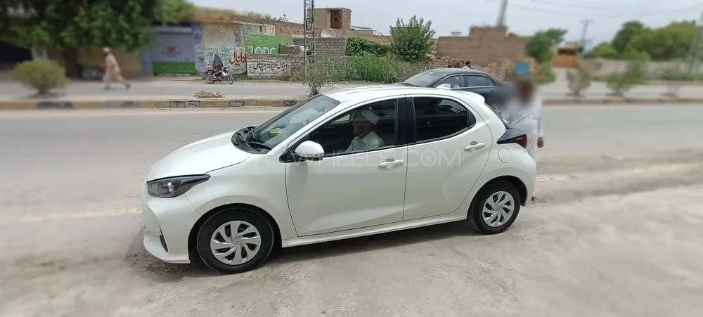 Toyota Yaris Hatchback 2022 for Sale in Peshawar Image-1