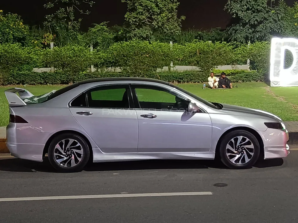 Honda Accord 2002 for Sale in Lahore Image-1