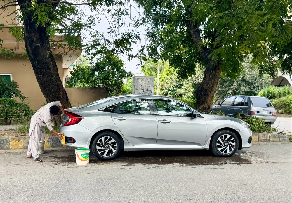 Honda Civic 2018 for Sale in Islamabad Image-1