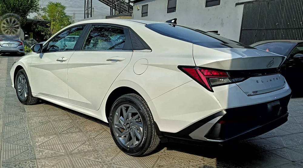 Hyundai Elantra 2025 for Sale in Islamabad Hyundai Elantra 2025 for Sale in Islamabad Image-6