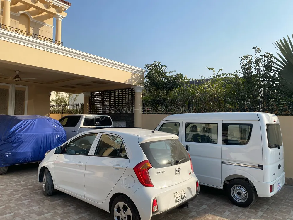KIA Picanto 2024 for Sale in Lahore Image-1