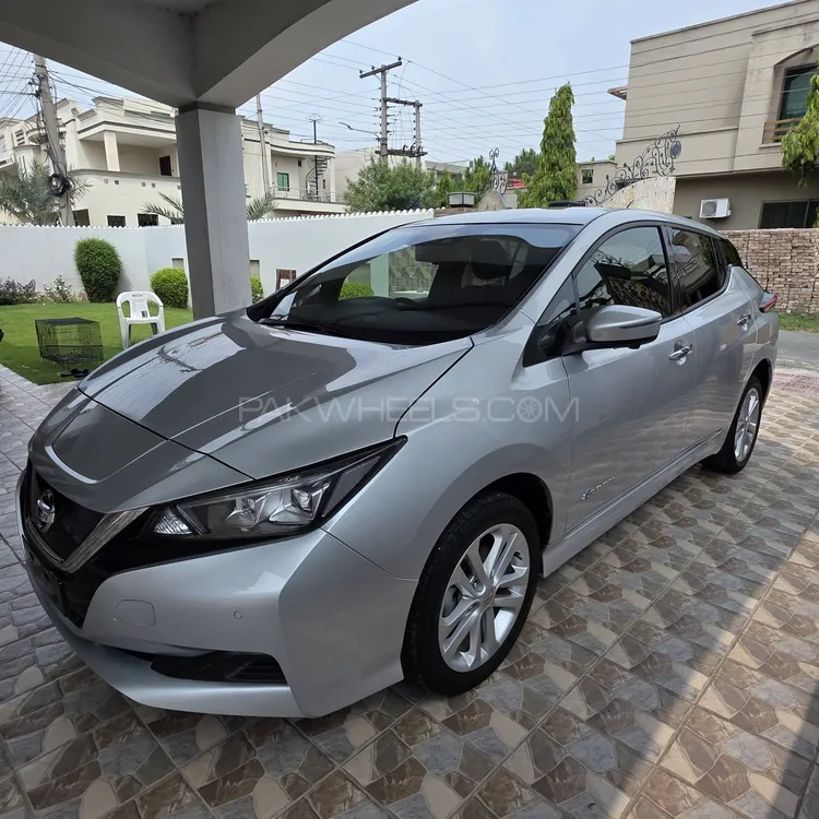 Nissan Leaf 2021 for Sale in Lahore Image-1