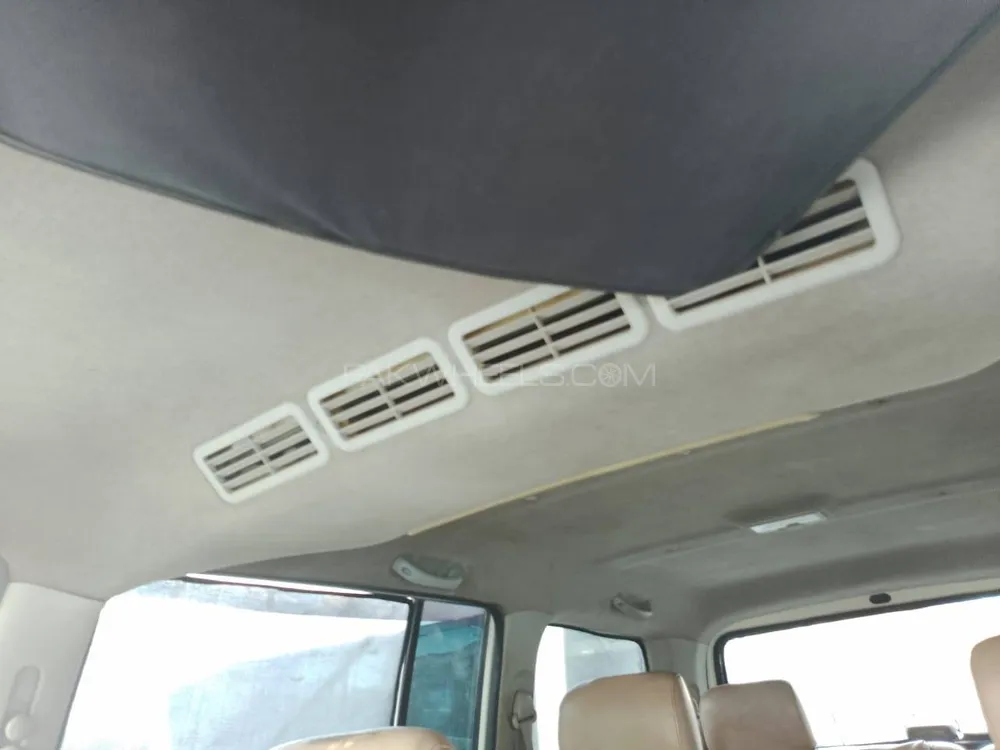 Suzuki APV 2011 for Sale in Rawalpindi Suzuki APV 2011 for Sale in Rawalpindi Image-2