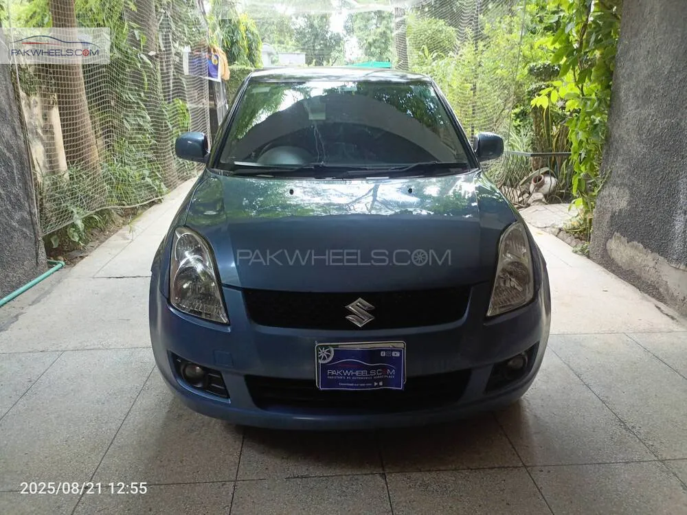 Suzuki Swift 2010 for Sale in Lahore Image-1