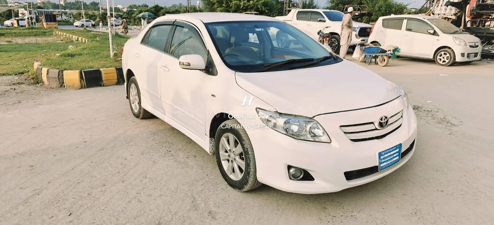 Toyota Corolla 2011 for Sale in Islamabad Image-1