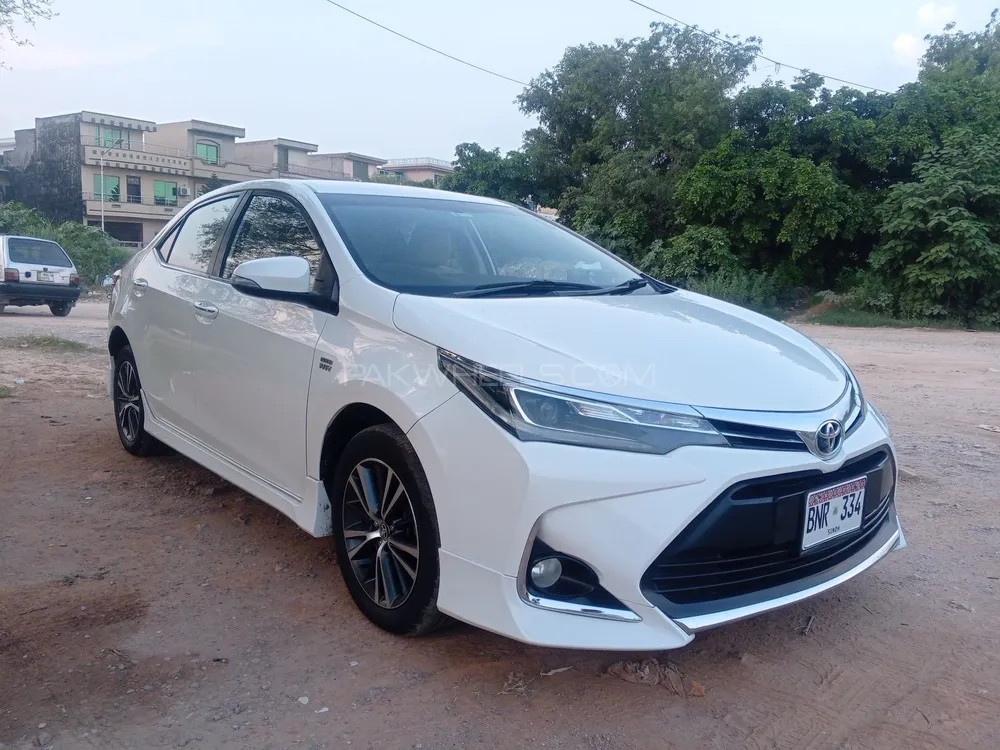 Toyota Corolla 2018 for Sale in Karachi Image-1
