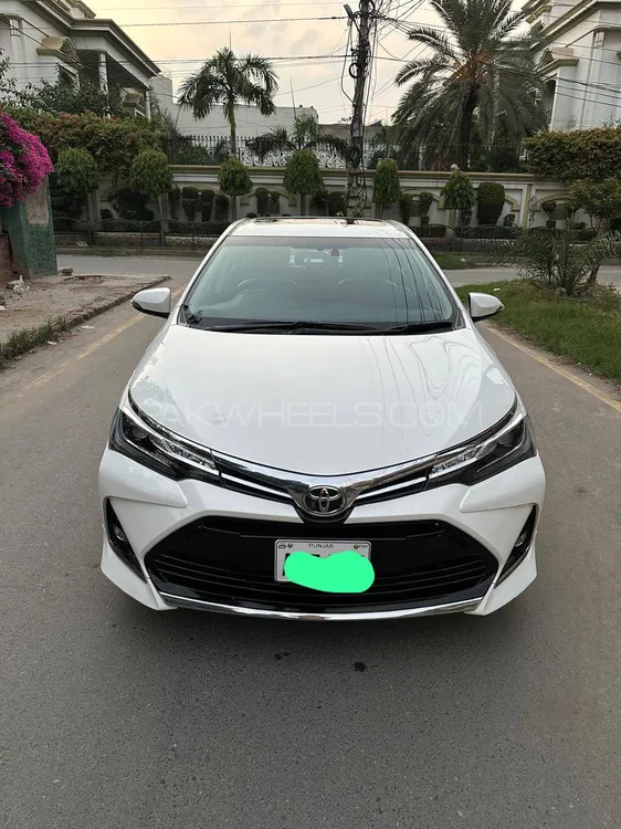 Toyota Corolla 2021 for Sale in Faisalabad Image-1