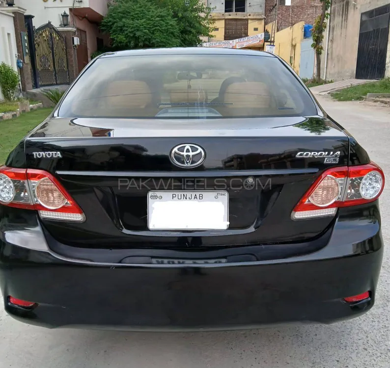 Toyota Corolla 2012 for Sale in Lahore Image-1