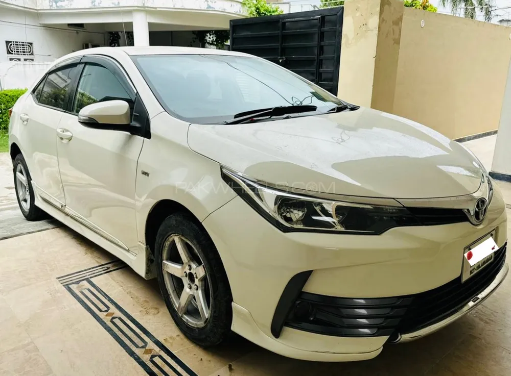 Toyota Corolla 2017 for Sale in Wah cantt Image-1