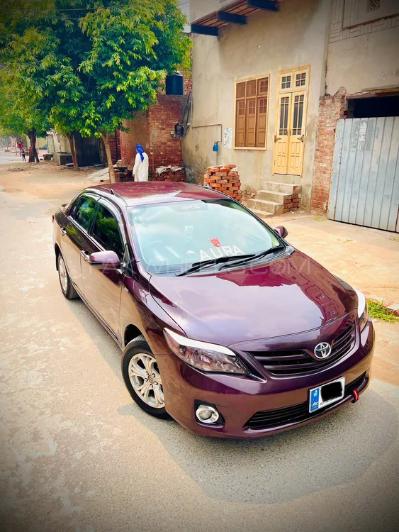 Toyota Corolla 2013 for Sale in Faisalabad Image-1