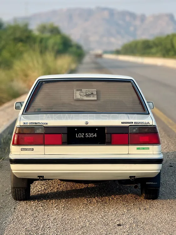Toyota Corolla 1985 for Sale in Peshawar Image-1