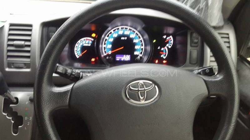 Toyota Hiace 2012 for Sale in Multan Image-1