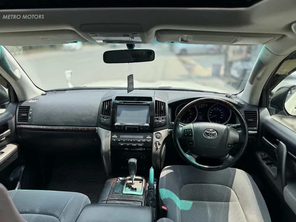 Toyota Land Cruiser 2012 for Sale in Lahore Toyota Land Cruiser 2012 for Sale in Lahore Image-7