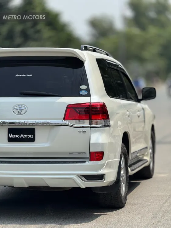 Toyota Land Cruiser 2012 for Sale in Lahore Toyota Land Cruiser 2012 for Sale in Lahore Image-10
