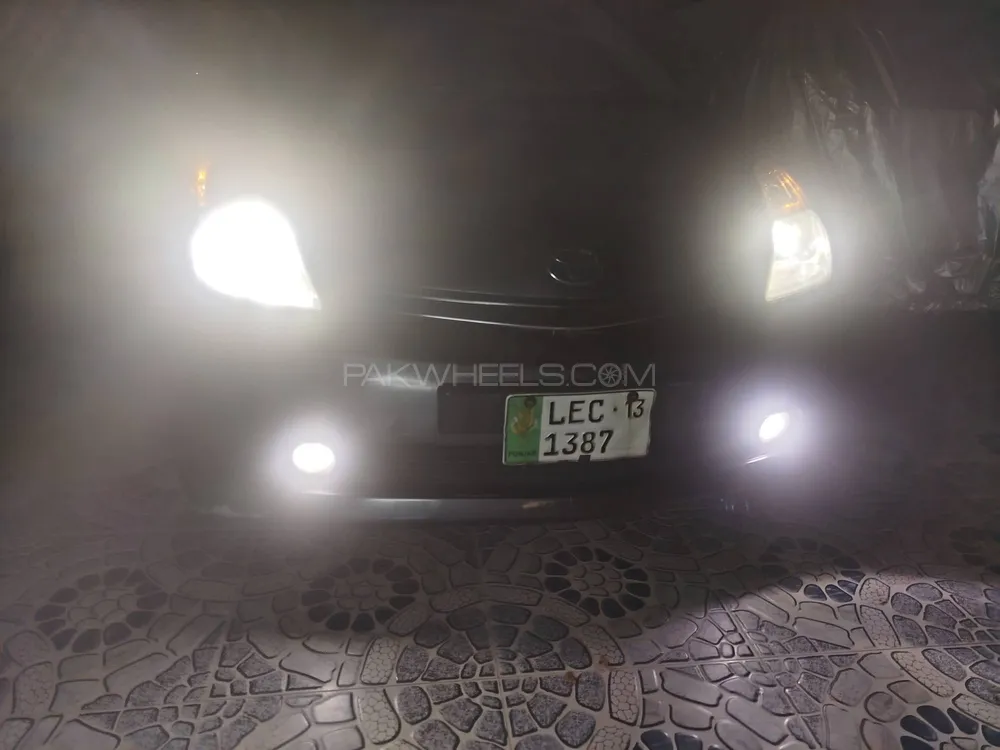 Toyota Prius 2008 for Sale in Lahore Image-1