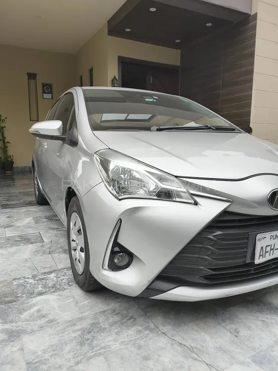 Toyota Vitz 2018 for Sale in Lahore Image-1