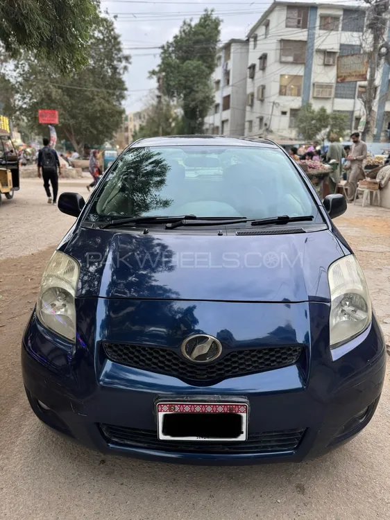 Toyota Vitz 2007 for Sale in Karachi Image-1