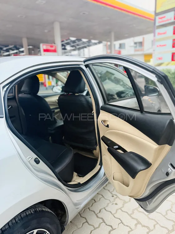 Toyota Yaris Sedan 2021 for Sale in Gujranwala Image-1