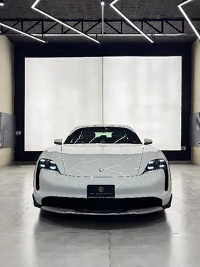 Porsche Taycan 4 Cross Turismo 2021