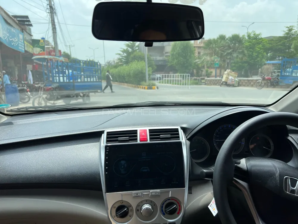 Honda City 2018 for Sale in Faisalabad Image-1