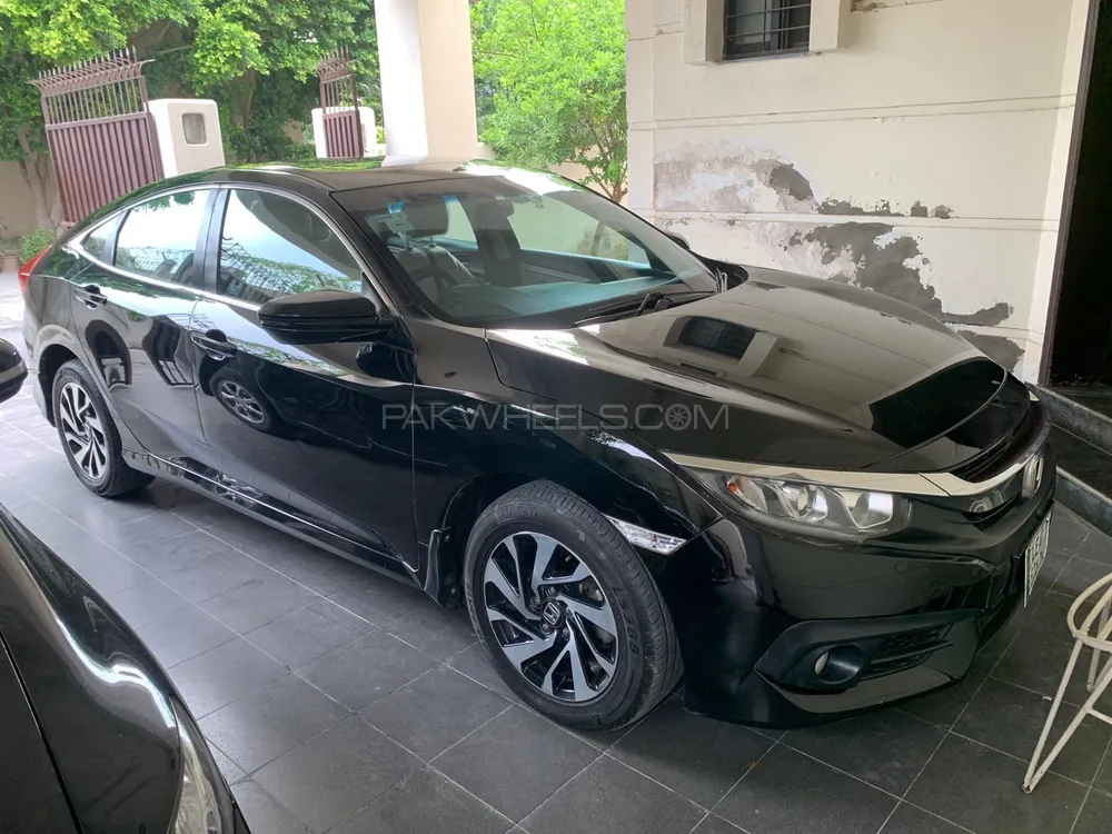 Honda Civic 2017 for Sale in Lahore Image-1