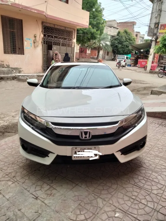 Honda Civic 2020 for Sale in Lahore Image-1