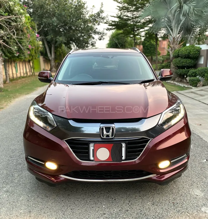 Honda Vezel 2015 for Sale in Lahore Image-1