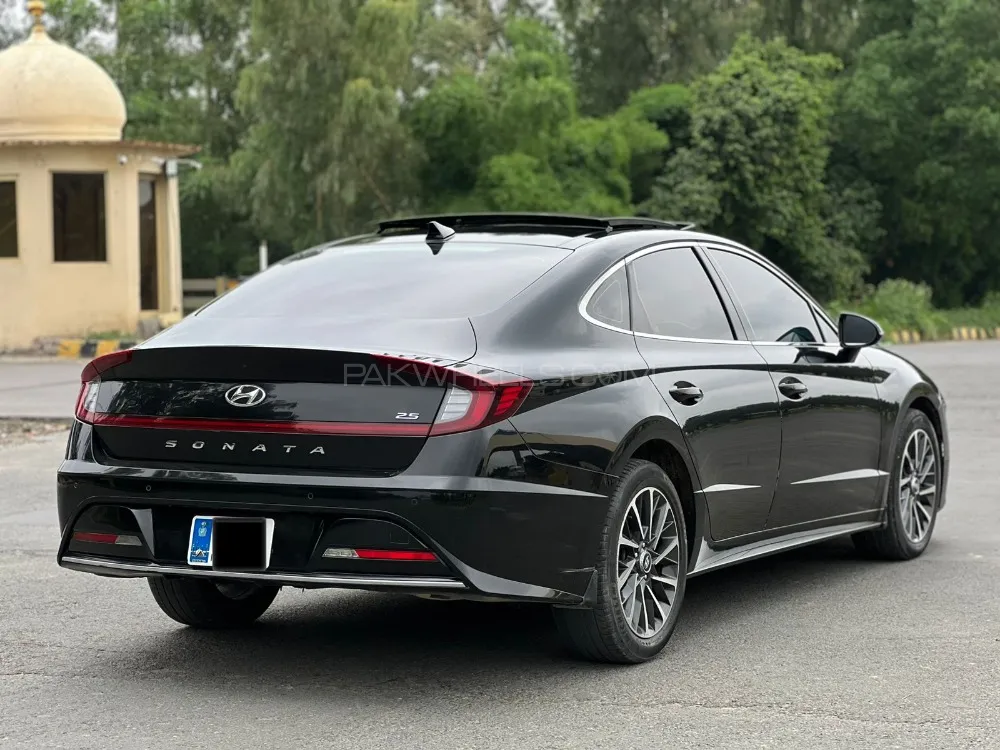 Hyundai Sonata 2022 for Sale in Lahore Image-1