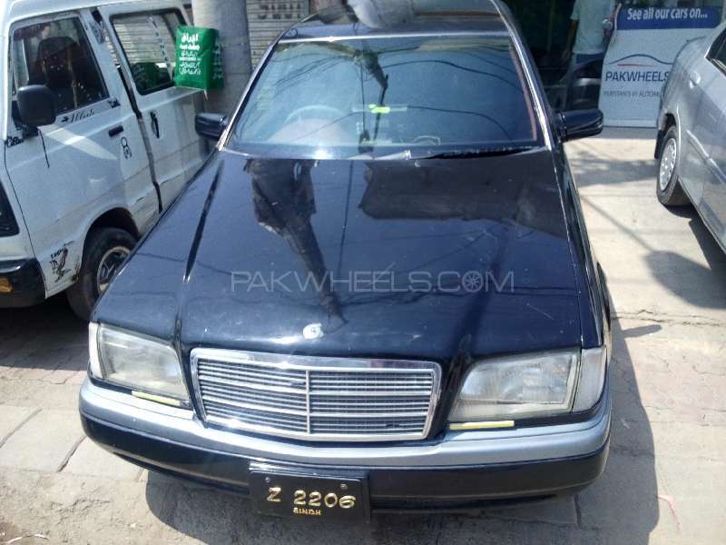 Mercedes Benz C Class 1995 for Sale in Multan Image-1