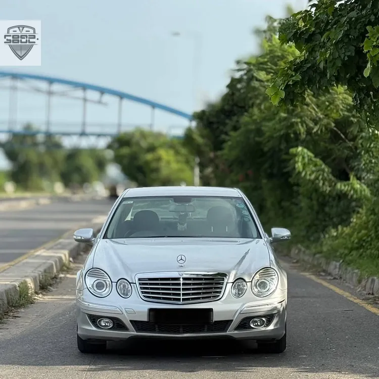 Mercedes Benz E Class 2009 for Sale in Lahore Image-1