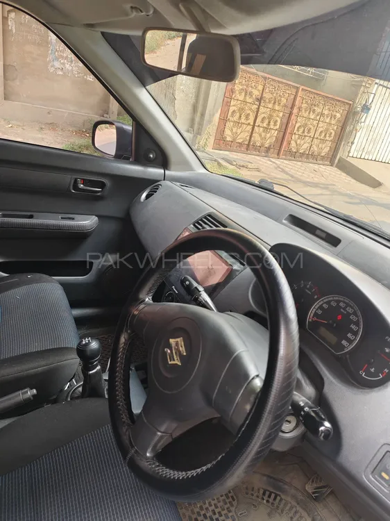 Suzuki Swift 2011 for Sale in Faisalabad Image-1