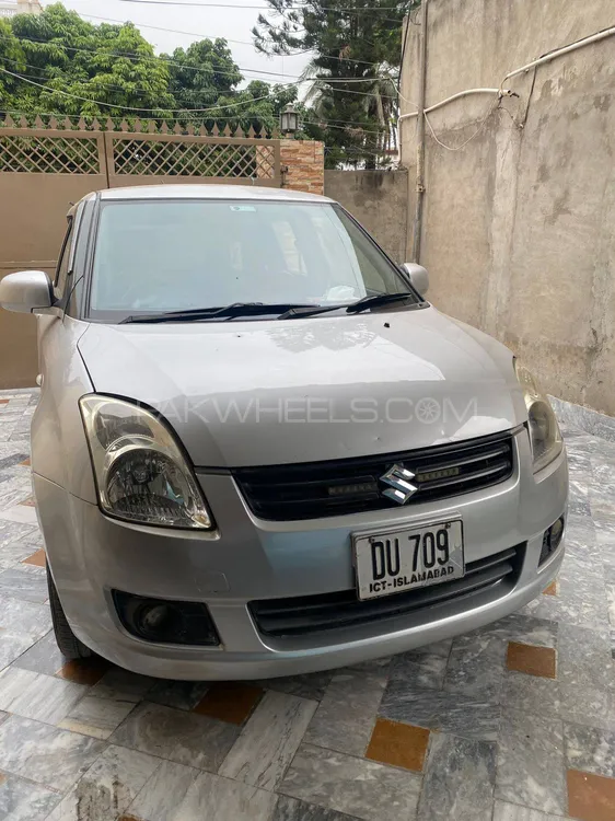 Suzuki Swift 2015 for Sale in Sialkot Image-1