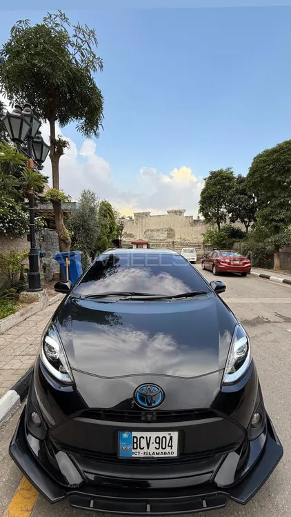 Toyota Aqua 2020 for Sale in Islamabad Image-1