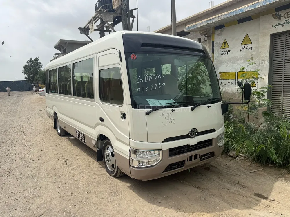Toyota Coaster 2025 for Sale in Karachi Toyota Coaster 2025 for Sale in Karachi Image-7