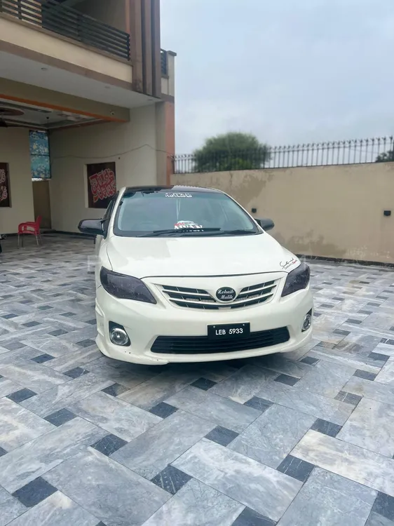 Toyota Corolla 2011 for Sale in Sialkot Image-1