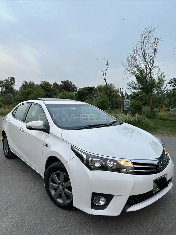 Toyota Corolla 2016 for Sale in Islamabad Image-1