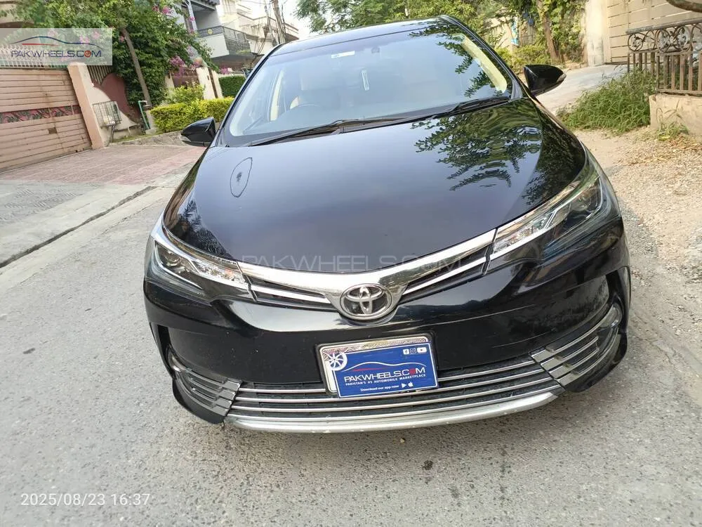 Toyota Corolla 2018 for Sale in Islamabad Image-1