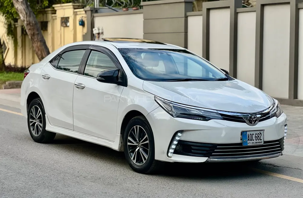 Toyota Corolla 2020 for Sale in Rawalpindi Image-1
