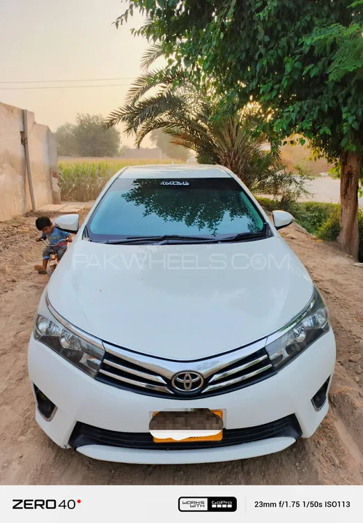 Toyota Corolla 2015 for Sale in Multan Image-1