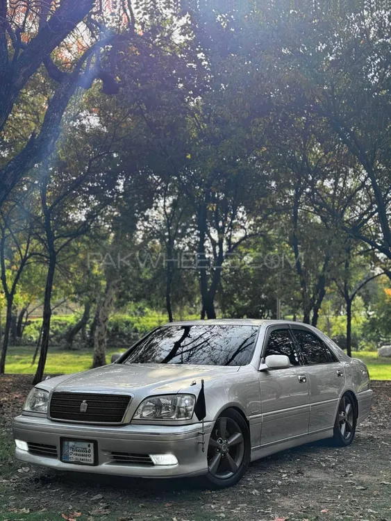 Toyota Crown 2002 for Sale in Islamabad Image-1