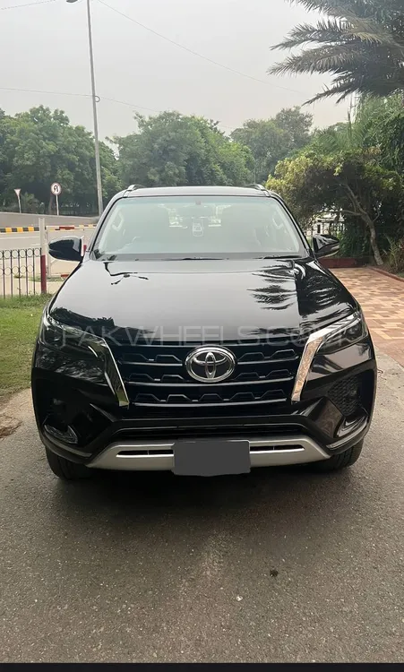 Toyota Fortuner 2022 for Sale in Lahore Image-1