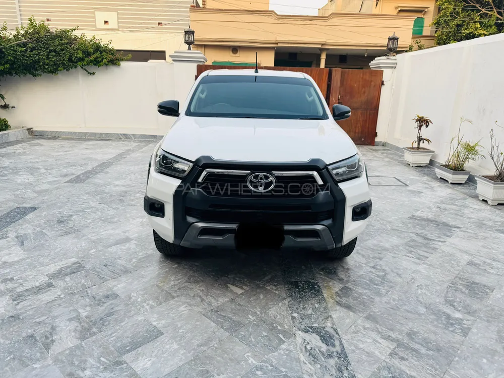Toyota Hilux 2022 for Sale in Mandi bahauddin Image-1