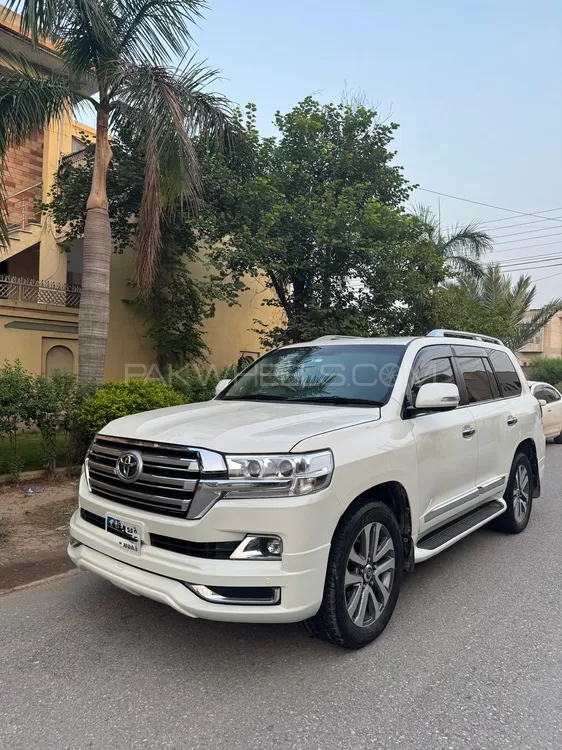 Toyota Land Cruiser 2013 for Sale in Peshawar Image-1