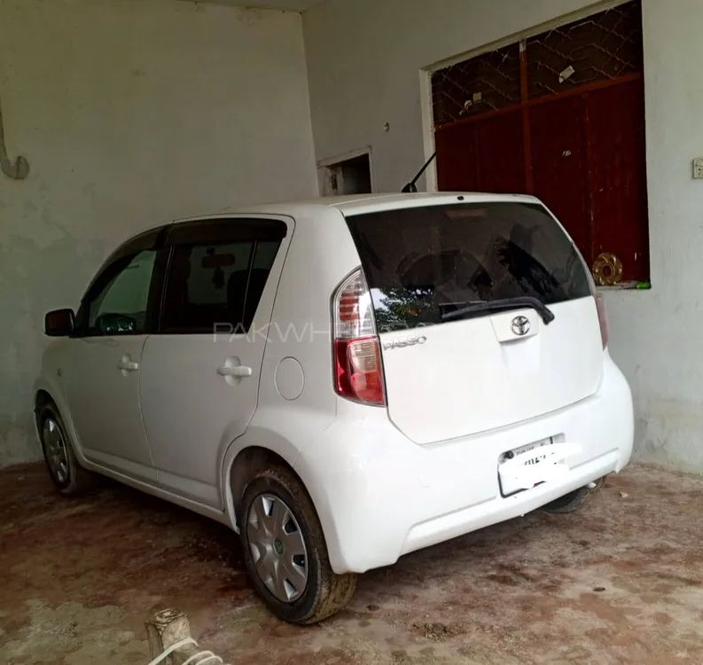 Toyota Passo 2007 for Sale in Takhtbai Image-1