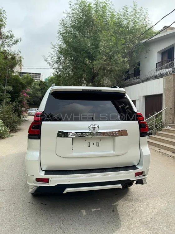 ٹویوٹا پراڈو 2019 for Sale in کراچی ٹویوٹا پراڈو 2019 for Sale in کراچی Image-6