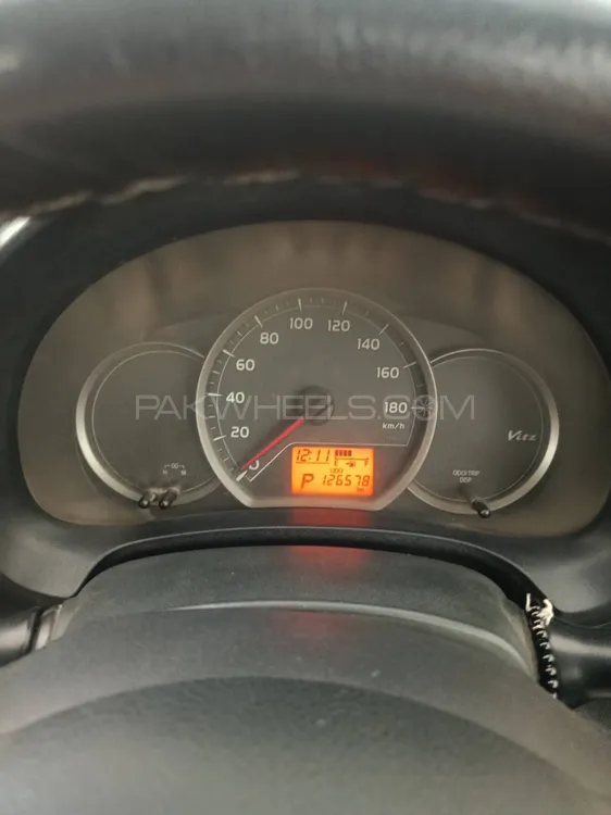 Toyota Vitz 2012 for Sale in Peshawar Image-1