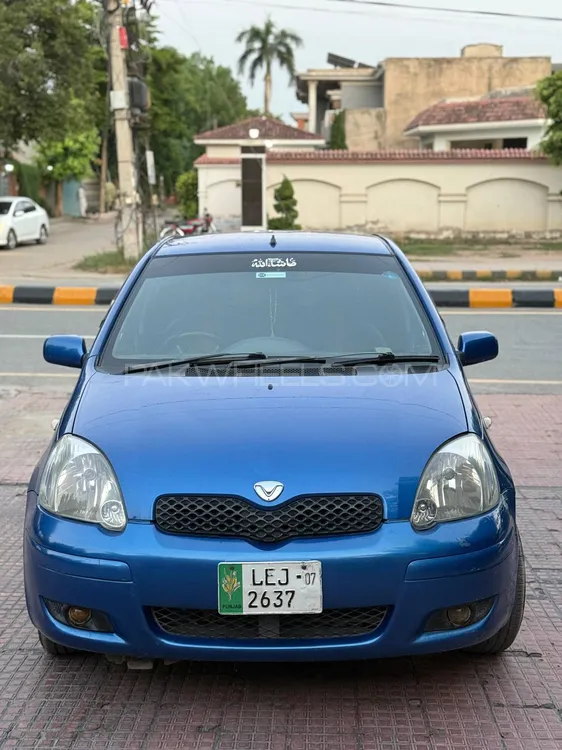 Toyota Vitz 2002 for Sale in Sargodha Image-1